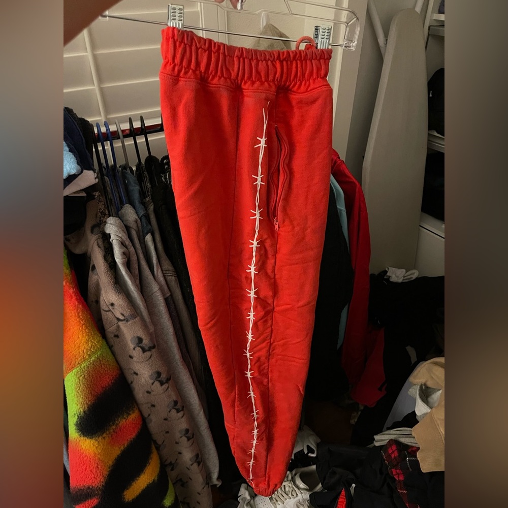 MNML Sweatpants Barbed Wire